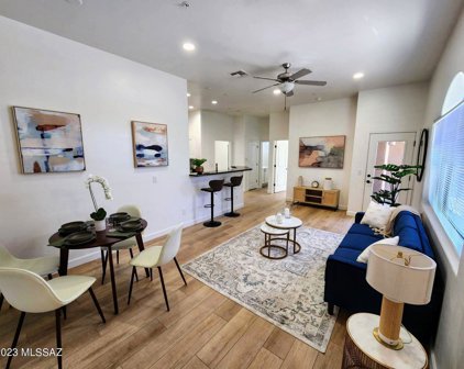 2026 E River Unit #202, Tucson