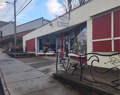 100 Greenwood Avenue, Bethel
