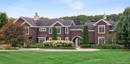 8768 Warren Woods Road, Union Pier