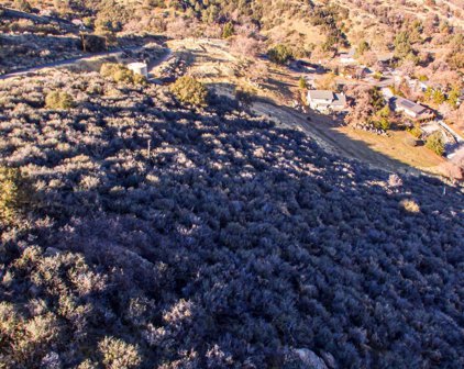 Fox Ridge  Court, Tehachapi