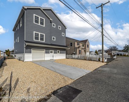 1716 Anchorage Drive, Forked River