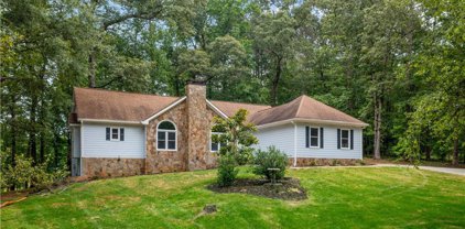 530 Deer Creek Trail, Hoschton