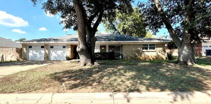 220 Franciscan  Drive, Fort Worth