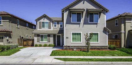 325 Bougainvilla Dr, Brentwood