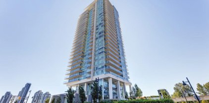 652 Whiting Way Unit 806, Coquitlam
