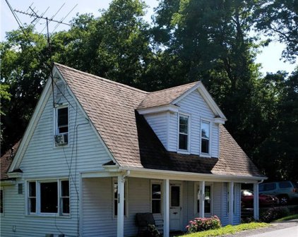 305 Rosemont Avenue, Johnston