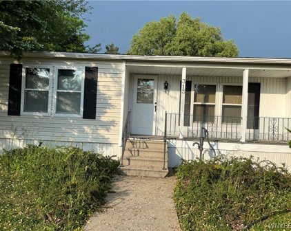 313 Applewood  Drive, Lockport-Town-292600