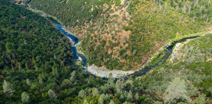 1001 Champagne Lane, Placerville