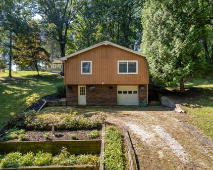 23431 Lake Drive, Cassopolis
