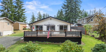 221 E Treasure Island Drive, Allyn