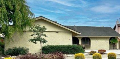 7052 Moonlight Circle, Huntington Beach