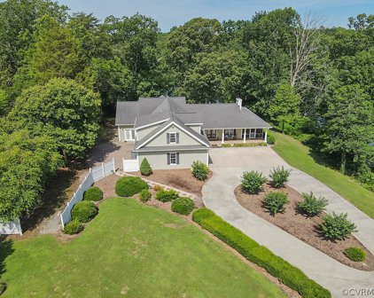 4332 Merry Point  Road, Lancaster