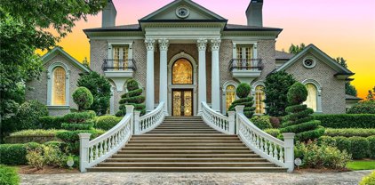 131 Royal Dornoch Drive, Johns Creek