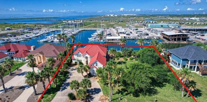 107 Bay Ct., Aransas Pass