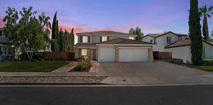 518 Edgefield St, Brentwood