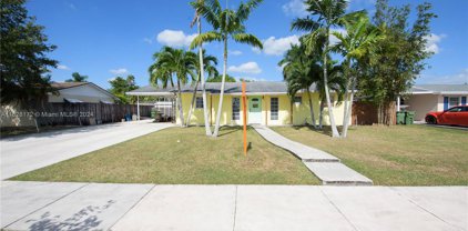 385 Nw 16th St, Homestead