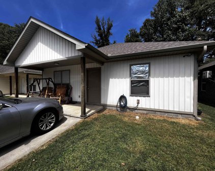 11719 La Estrada, Sherwood