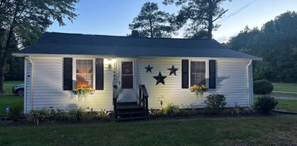 12445 Mosby Pl, Newburg
