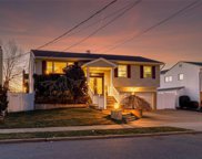 2944 Bayview Avenue, Wantagh image