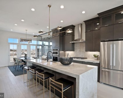 43466 Grandmoore St, Ashburn