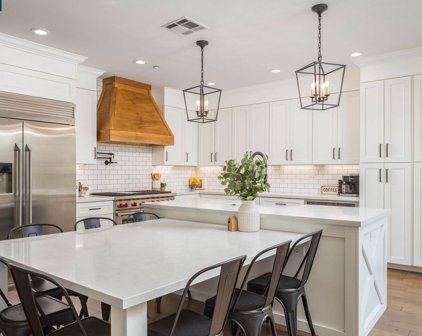 1310 Brookdale Ct, Brentwood