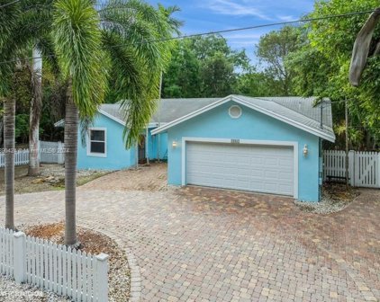 694 Dolphin Ave, Key Largo