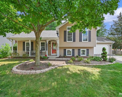 1313 Langley Circle, Naperville