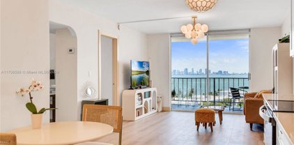 6900 Bay Dr Unit #PH-B, Miami Beach