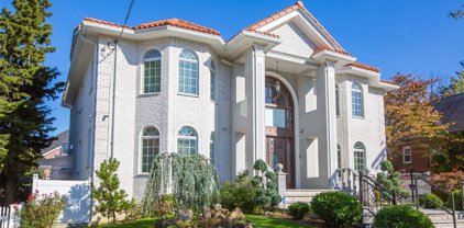 26-25 211th Street, Bayside