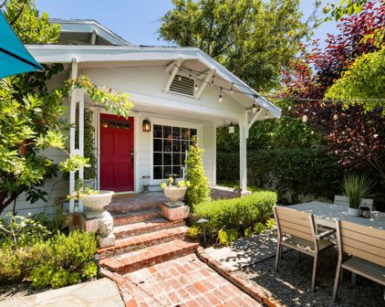 8611  Rosewood Ave, West Hollywood