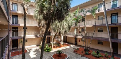 2860 Somerset Dr Unit #218K, Lauderdale Lakes