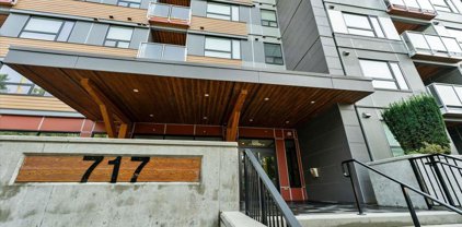 717 Breslay Street Unit 405, Coquitlam