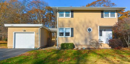 78 Nash Lane, Attleboro