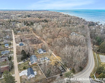 7396 N North Shore Drive, South Haven