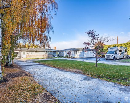 1460 Sunset Highway, East Wenatchee