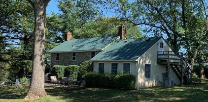 100 N North Madison Street, Middleburg