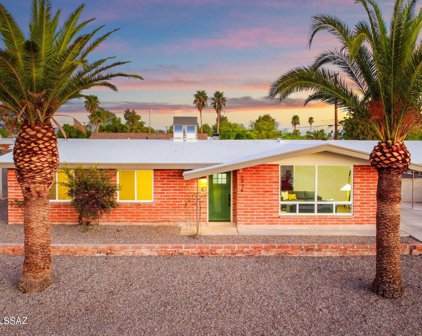 6834 E New Hampshire, Tucson