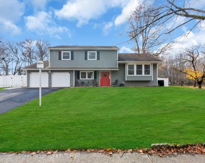 51 Sandburg Drive, Marlboro