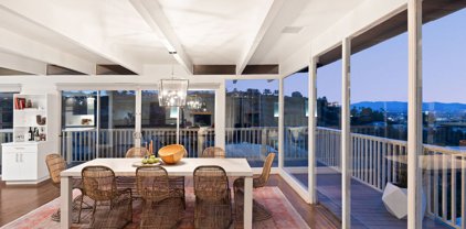 3711  Glenridge Dr, Sherman Oaks