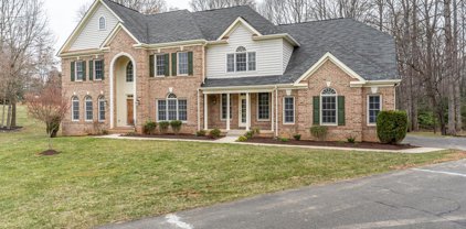 10001 Tasha Ct, Manassas