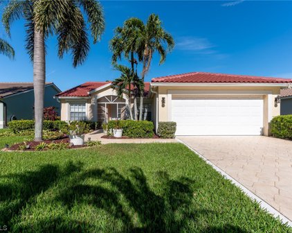 7623 Cameron Circle, Fort Myers