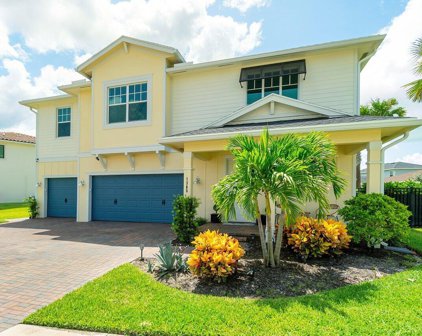 1385 Sterling Pine Place, Loxahatchee