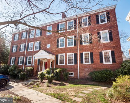 3017 S Columbus St Unit #C2, Arlington
