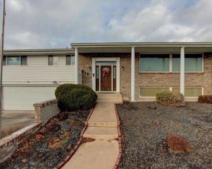 612 W 27th Ave, Kennewick
