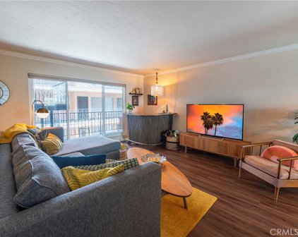 1139 E Ocean Boulevard Unit 205, Long Beach