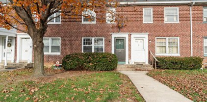 93 Hershey Ave, Lancaster