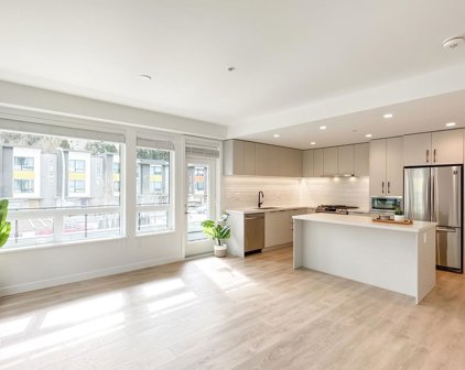3018 St George Street Unit 207, Port Moody