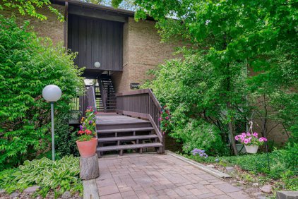 5507 E Lake Drive Unit #101-A, Lisle