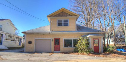 16 Maple Street, Barnstead