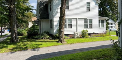 856 Main Street, Torrington